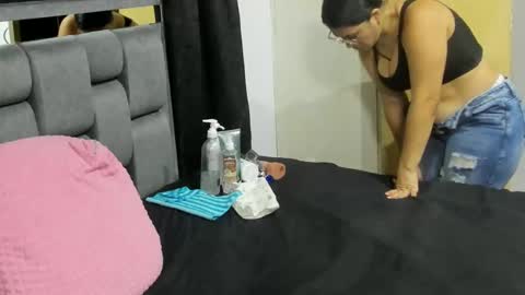 Snapshot of couple_gold69 chatting on March 3, 2025, 7:43 am Andrea and Scott online show from March 3, 2025, 7:43 am