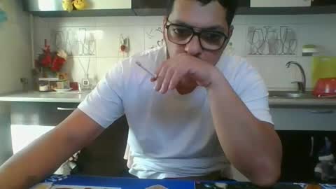 couple_p3rf3ct online show from December 15, 2024, 9:45 am