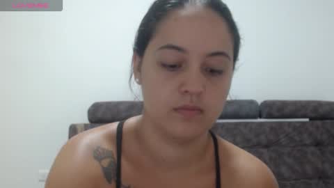  ALEJANDRO Y EMILY  online show from February 18, 2026, 7:43 pm