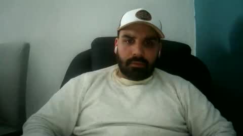 Snapshot of couplefun9198 chatting on November 21, 2025, 11:58 pm couplefun9198 online show from November 21, 2025, 11:58 pm