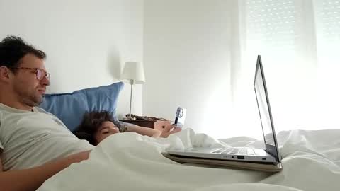 couplelille59 online show from November 10, 2025, 10:14 am