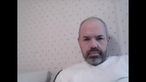 coupleofbucks online show from November 1, 2025, 7:38 pm