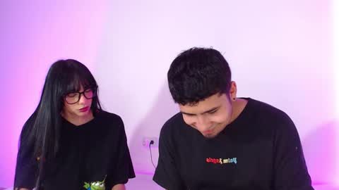 Juli and Liam online show from October 29, 2025, 5:20 am