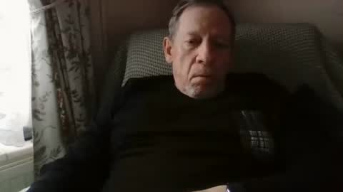 courieral1 online show from February 13, 2026, 1:29 pm