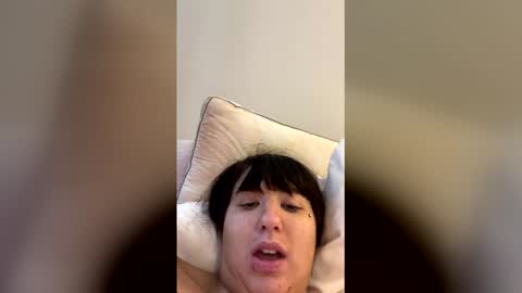 courtney81623723 online show from March 17, 2026, 5:05 pm