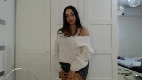 Courtney online show from October 28, 2025, 4:09 pm