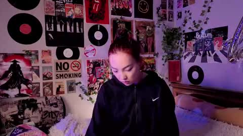 Yuna online show from February 25, 2026, 8:18 pm