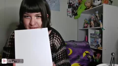 Katxce online show from October 26, 2025, 12:05 am