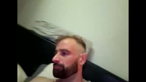 cozzyfella97 online show from September 18, 2025, 10:23 pm