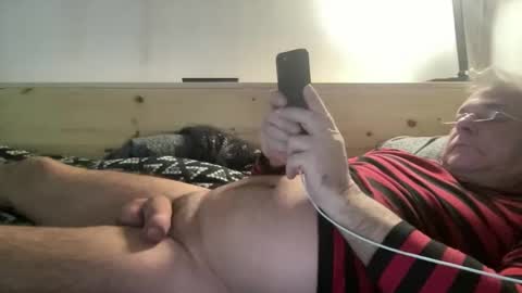 crapaud75018paris online show from April 4, 2026, 9:51 am