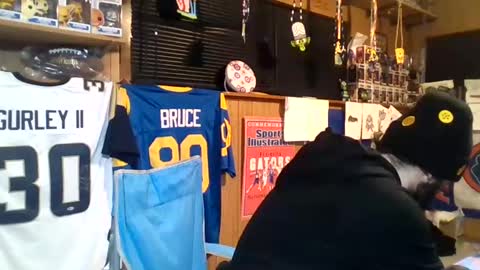 Snapshot of craveitoften chatting on January 10, 2025, 10:57 pm craveitoften online show from January 10, 2025, 10:57 pm