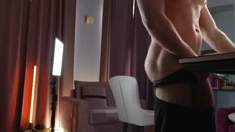 CraveLorenzo online show from June 29, 2026, 7:14 am