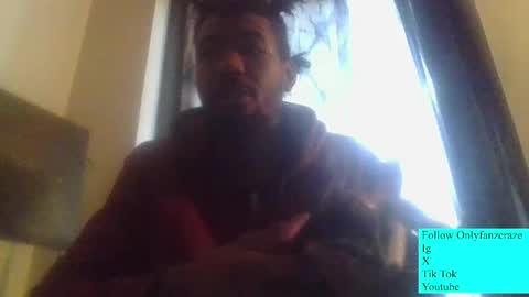 craze320084 online show from April 25, 2026, 7:11 pm