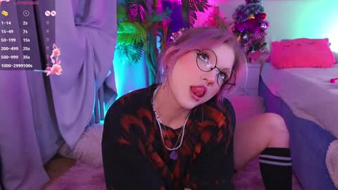 Snapshot of crazy__wine chatting on December 28, 2024, 10:23 pm Sonya online show from December 28, 2024, 10:23 pm