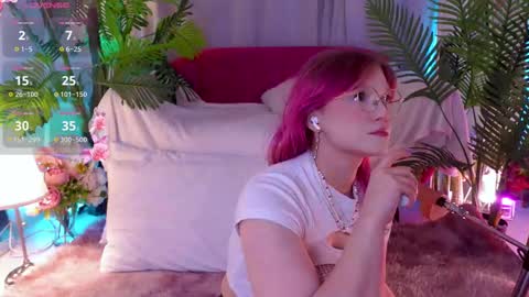 Snapshot of crazy__wine chatting on February 24, 2025, 8:03 pm Sonya online show from February 24, 2025, 8:03 pm