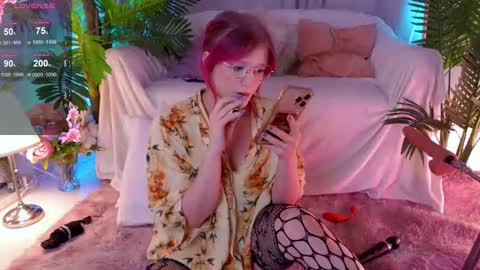 Snapshot of crazy__wine chatting on February 25, 2025, 9:35 pm Sonya online show from February 25, 2025, 9:35 pm