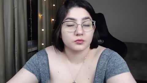 Crazy Bunya online show from December 21, 2025, 1:29 pm