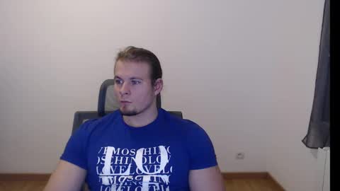 crazyangel8 online show from December 19, 2024, 8:02 pm