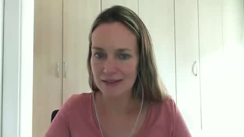 Anny online show from February 26, 2025, 6:32 pm