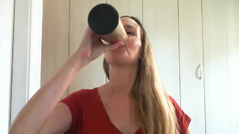 Anny online show from February 28, 2025, 10:30 am