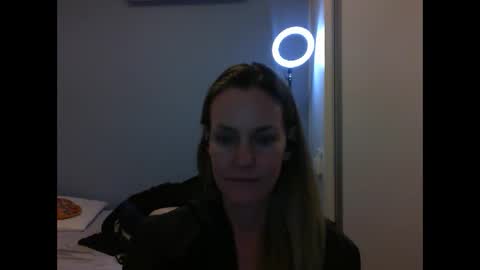 Anny online show from October 30, 2025, 10:54 pm