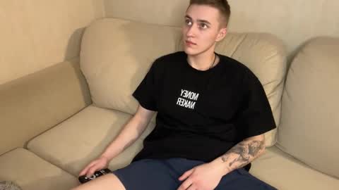 Snapshot of crazybottom99 chatting on December 11, 2024, 5:15 pm Alex online show from December 11, 2024, 5:15 pm