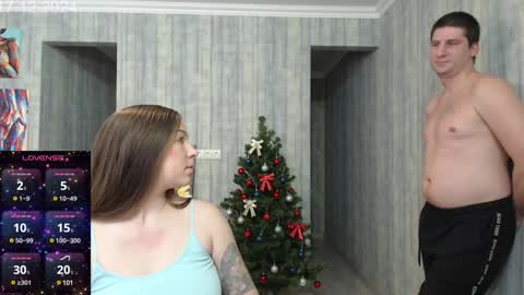 Snapshot of crazycouple1993 chatting on December 17, 2024, 12:00 pm Kerry  Ronny. More customized contentFREE following  online show from December 17, 2024, 12:00 pm