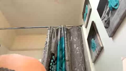 crazydill28 online show from November 3, 2025, 7:37 pm