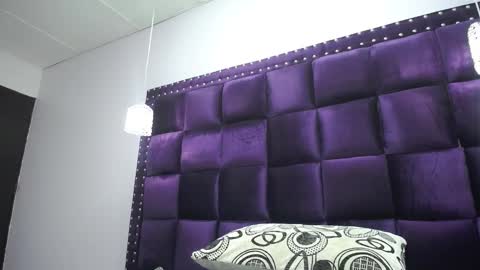 diosalinda online show from January 4, 2025, 11:06 pm