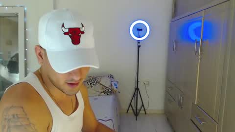 Bull online show from September 17, 2025, 4:47 am