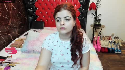 Snapshot of crazzy_pussy chatting on February 2, 2025, 10:49 pm Ana online show from February 2, 2025, 10:49 pm