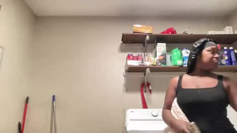 PHANTOMTARGARYENXXX online show from October 22, 2025, 11:54 am