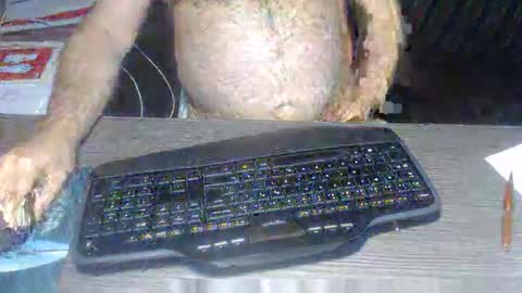 Creamormilk online show from October 23, 2025, 12:48 pm