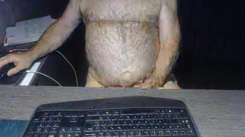 Creamormilk online show from November 6, 2025, 8:04 am