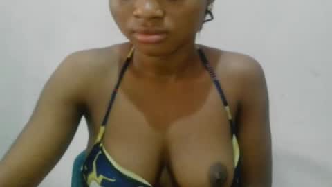 Snapshot of creamy_babyx chatting on May 18, 2026, 9:59 am Creamy babyx online show from May 18, 2026, 9:59 am
