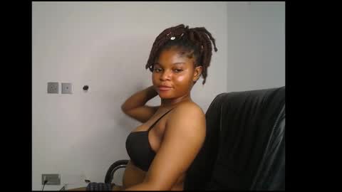 Snapshot of creamy_juicypussy chatting on March 3, 2025, 4:03 pm Lady jasmine online show from March 3, 2025, 4:03 pm