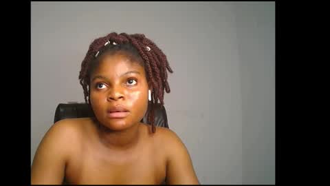 Snapshot of creamy_juicypussy chatting on March 6, 2025, 1:14 pm Lady jasmine online show from March 6, 2025, 1:14 pm