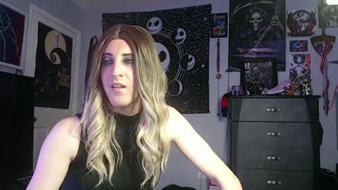 Sylvia online show from February 24, 2025, 2:08 am