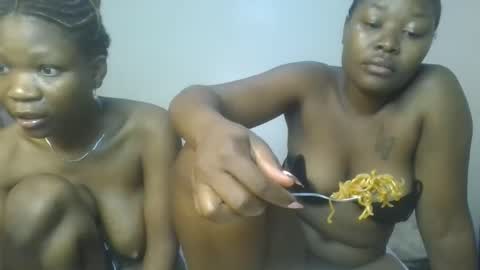 creamy_pie1 online show from April 16, 2026, 10:16 am