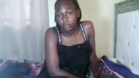 creamybabes0 online show from November 3, 2025, 8:15 am