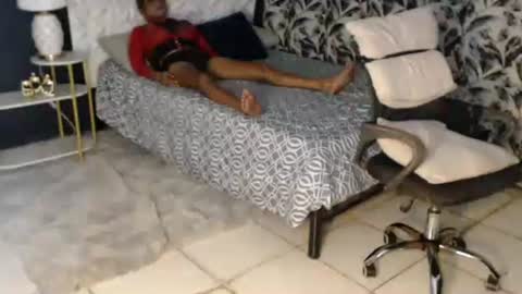 creamycumdoll10 online show from April 10, 2026, 7:24 am