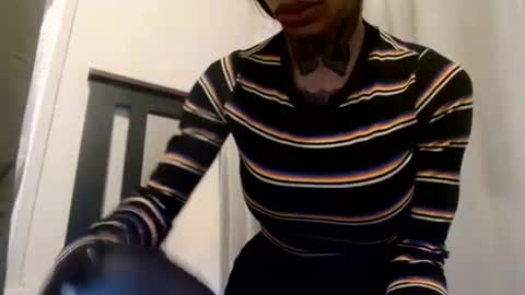 CreamyExotica online show from February 6, 2025, 10:48 am