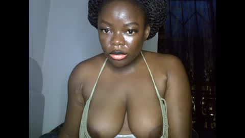 Snapshot of creamypussyxx chatting on June 5, 2026, 7:03 am creamypussyxx online show from June 5, 2026, 7:03 am