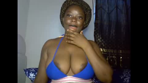 Snapshot of creamypussyxx chatting on June 23, 2026, 8:45 am creamypussyxx online show from June 23, 2026, 8:45 am