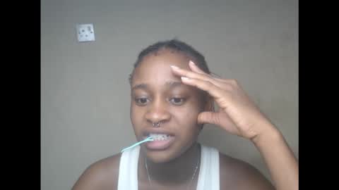 creamyxmuffin online show from September 9, 2025, 6:46 am