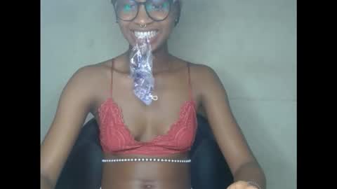 creamyxmuffin online show from September 21, 2025, 8:10 pm