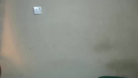 creamyxmuffin online show from September 26, 2025, 8:07 am
