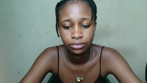 creamyxmuffin online show from September 29, 2025, 7:13 am
