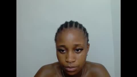 creamyxmuffin online show from October 16, 2025, 9:21 am