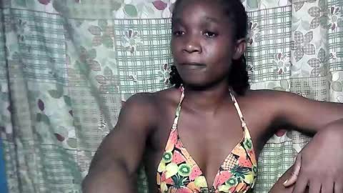 creamyxsugar online show from November 8, 2025, 11:25 pm